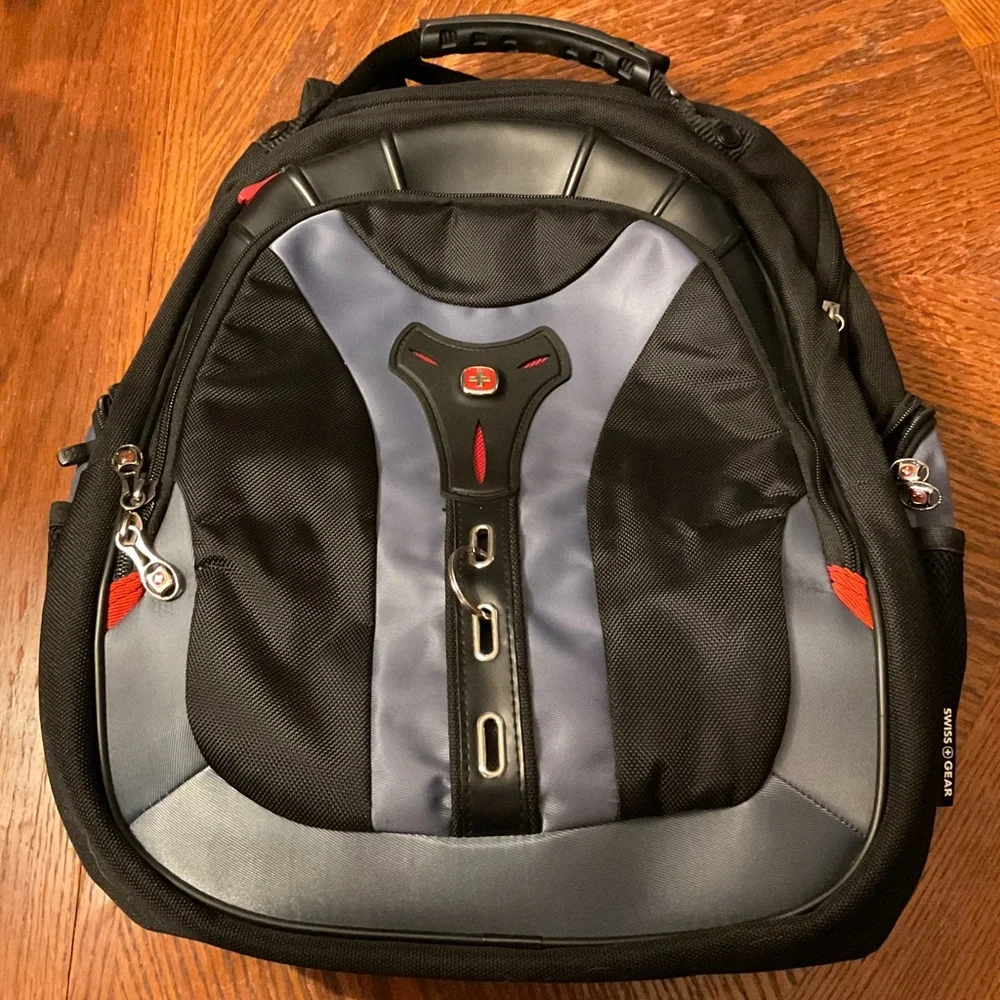 SwissGear Wenger Exclusive Super Deluxe 17” Laptop/Storage/Organizer Backpack!
